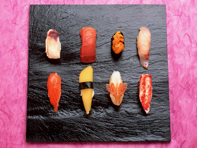 Cocinando sushi: La preparación de los bocaditos de sushi